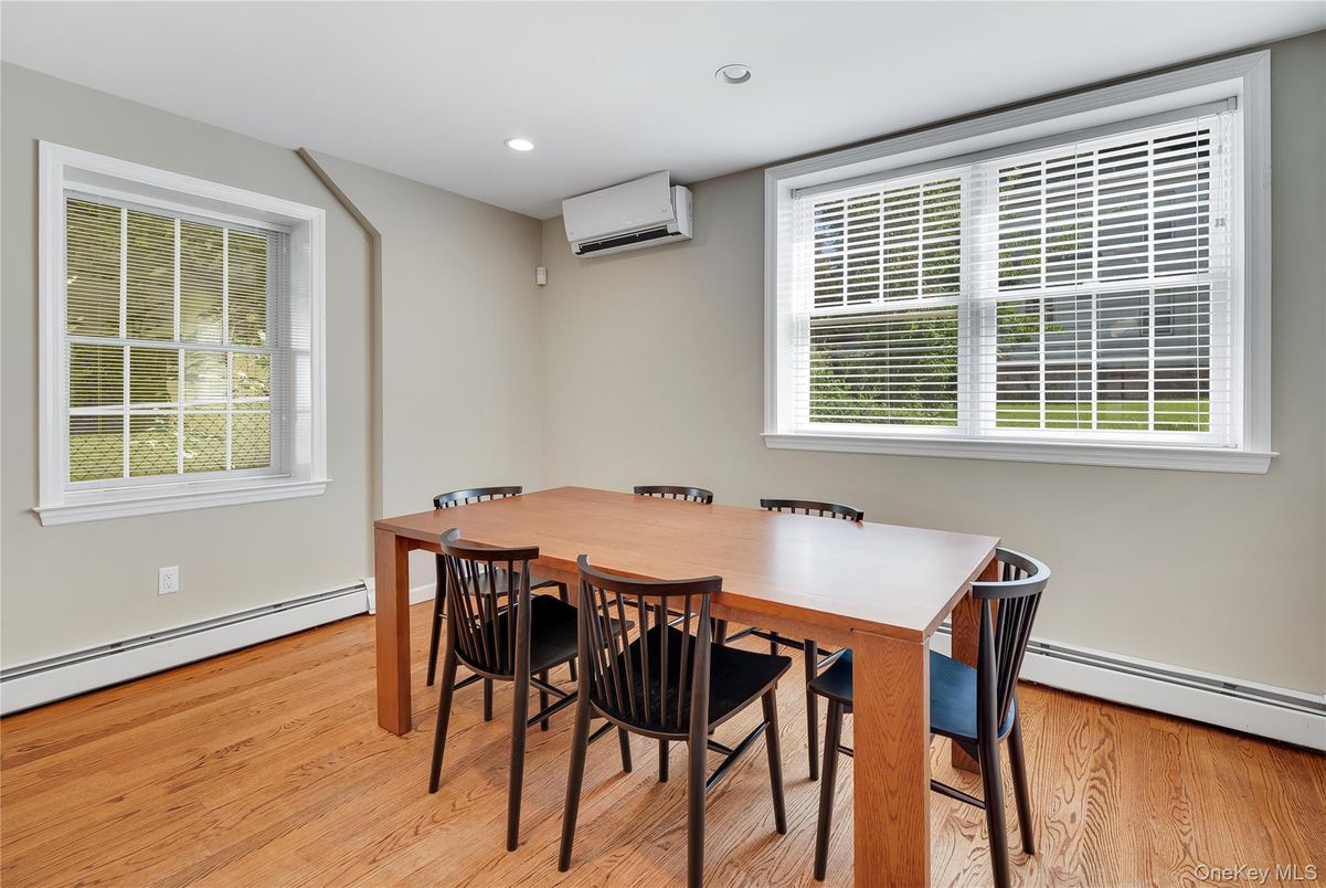 Dining room, Interior, Recessed Lighting, Wood Texture Flooring