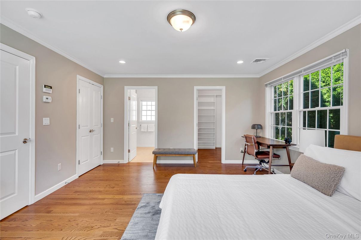 Bedroom, Home Office, Interior, Recessed Lighting, Wood Texture Flooring