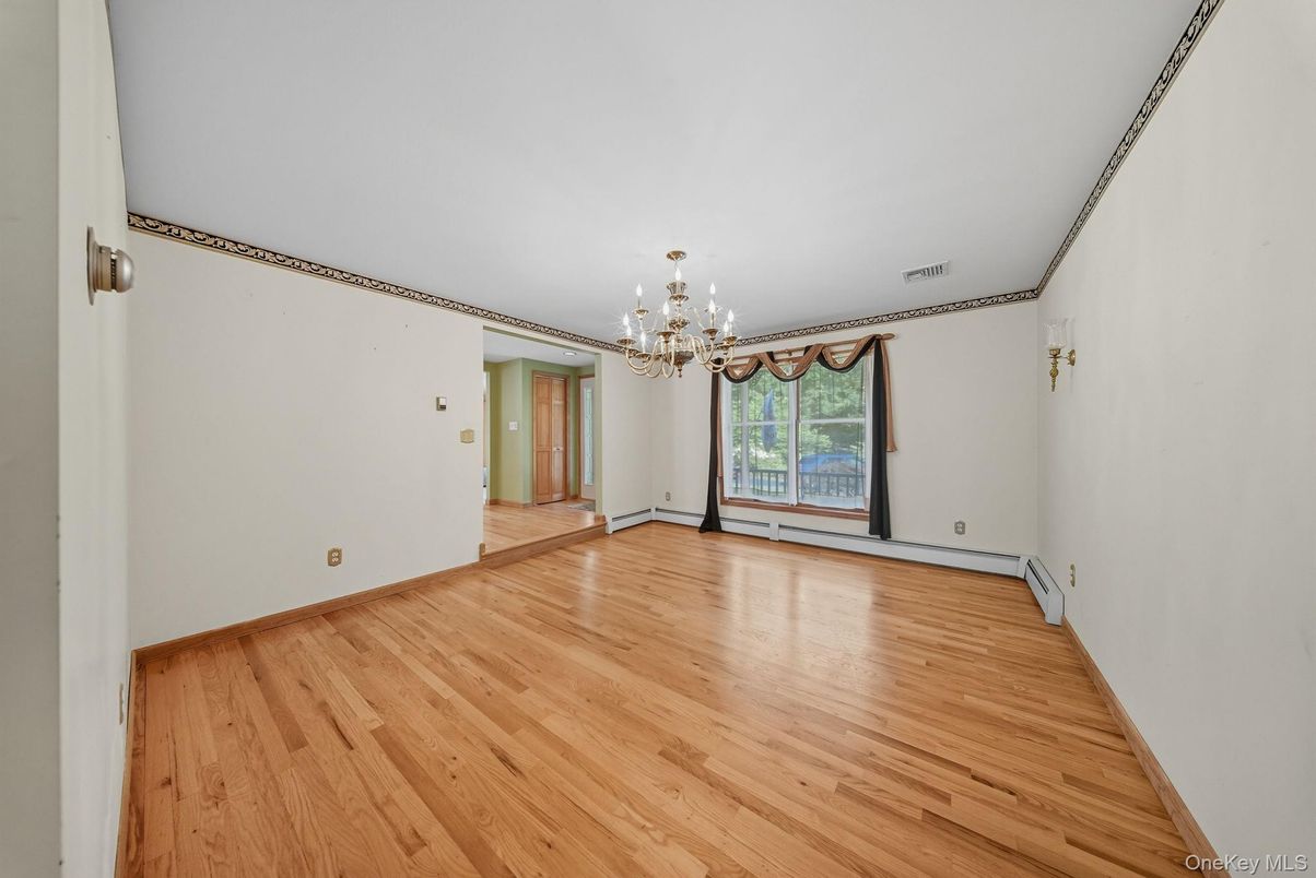 Chandelier, Empty room, Interior, Wood Texture Flooring