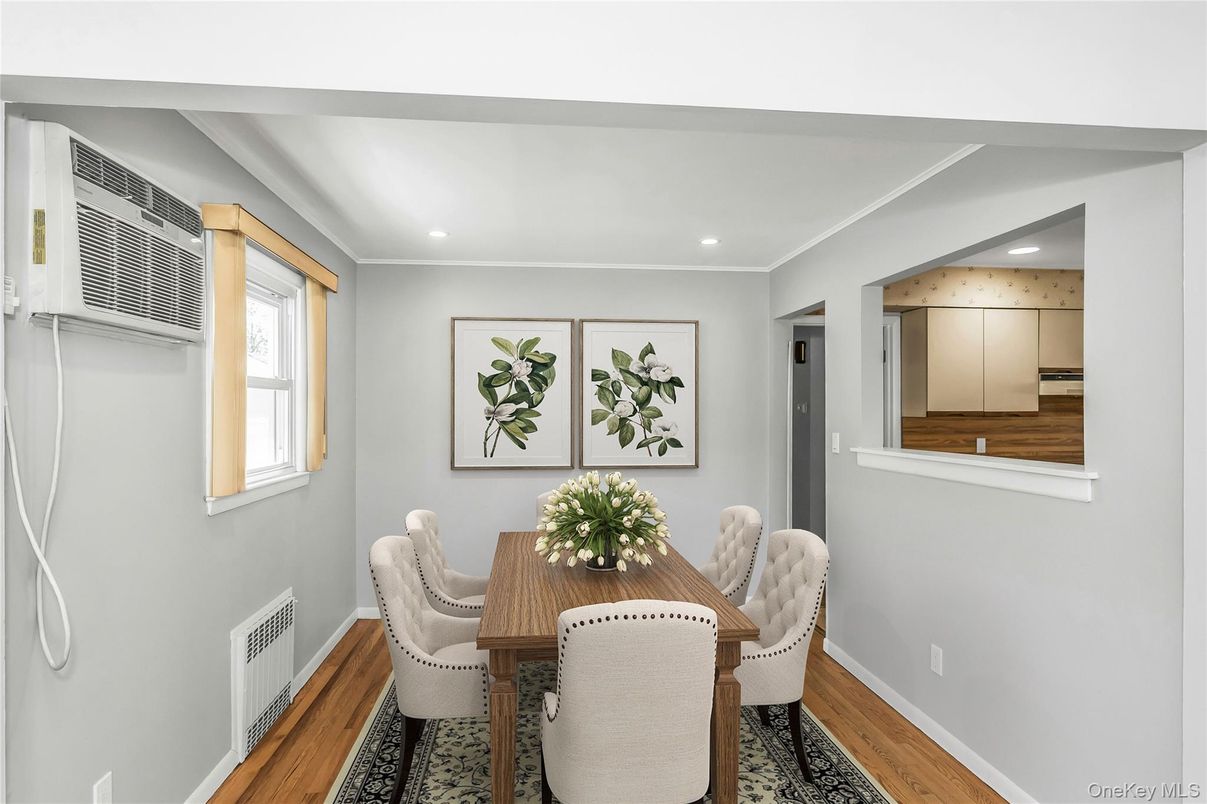 Dining room, Interior, Recessed Lighting, Wood Texture Flooring