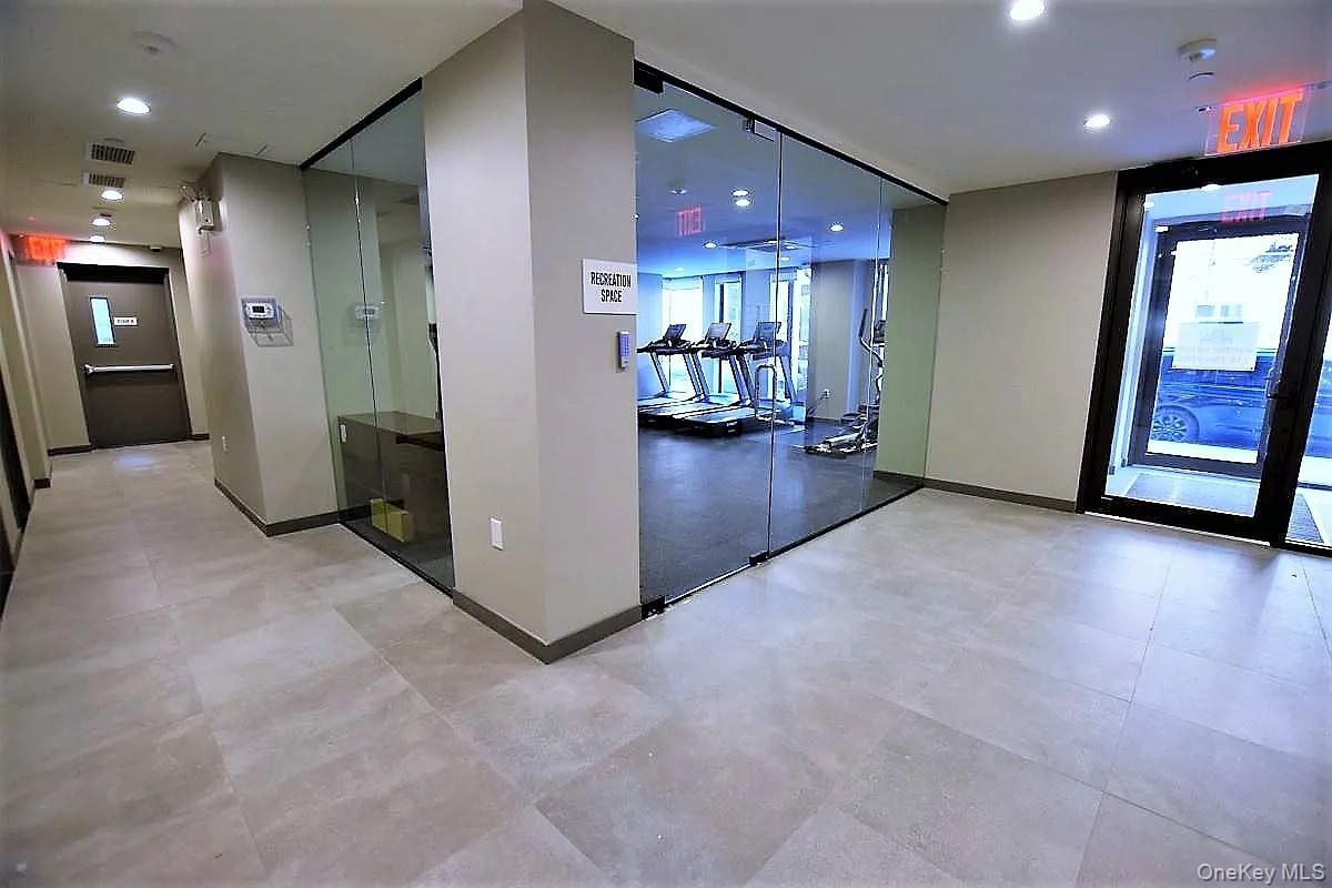 Fitness Equipment, Interior, Recessed Lighting