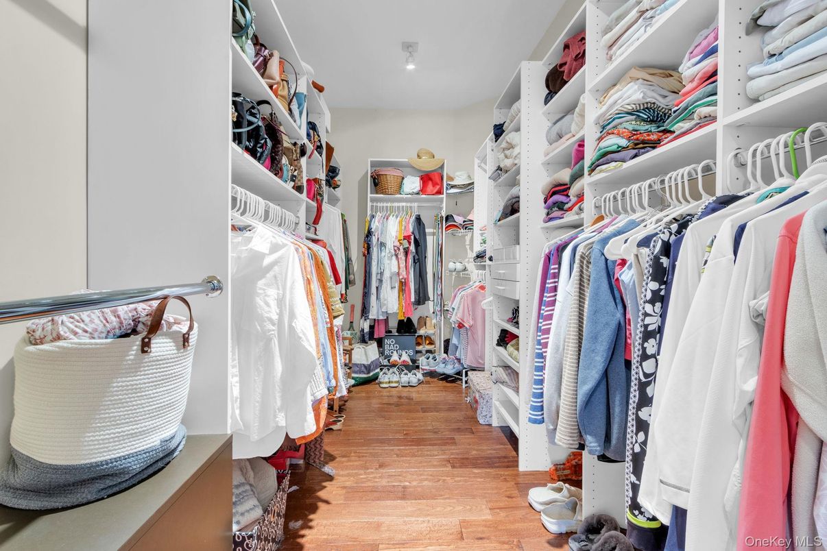 Interior, Recessed Lighting, Walk-in Closets, Wood Texture Flooring