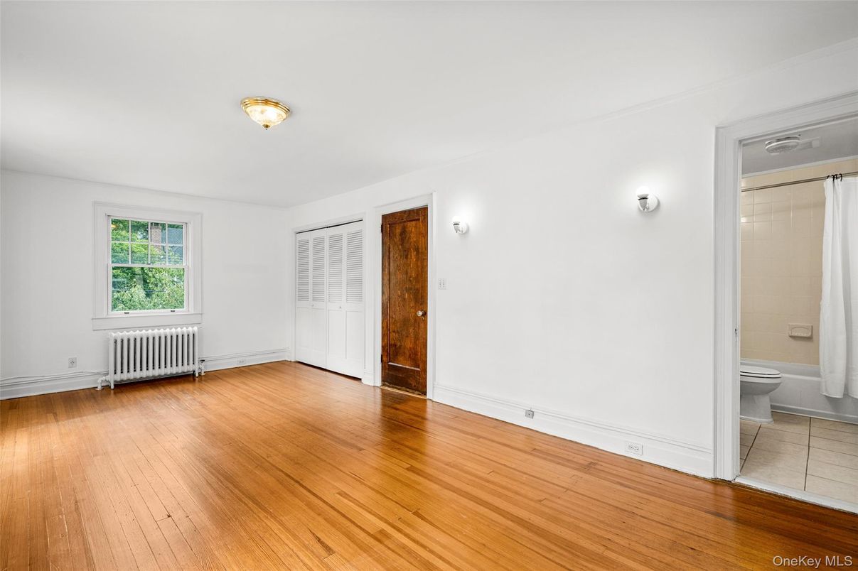 Bathroom, Empty room, Interior, Wood Texture Flooring