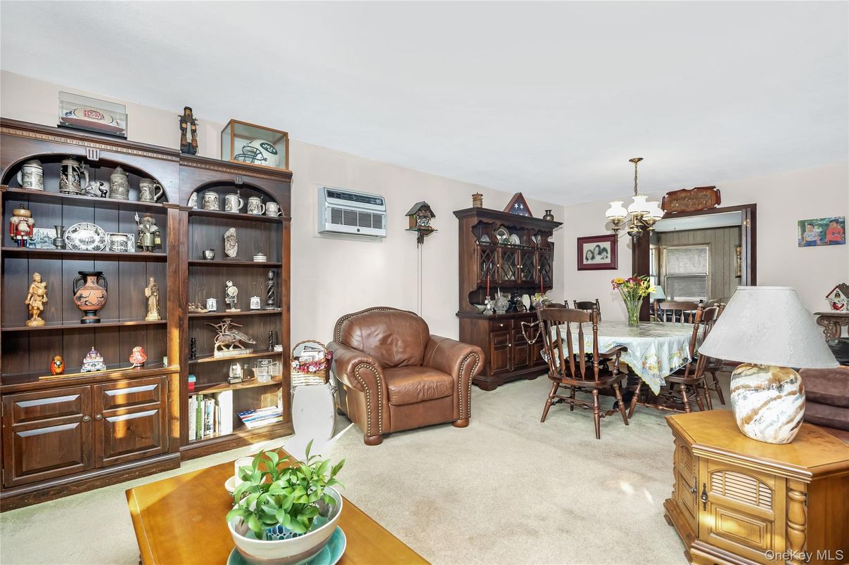 Chandelier, Dining room, Interior