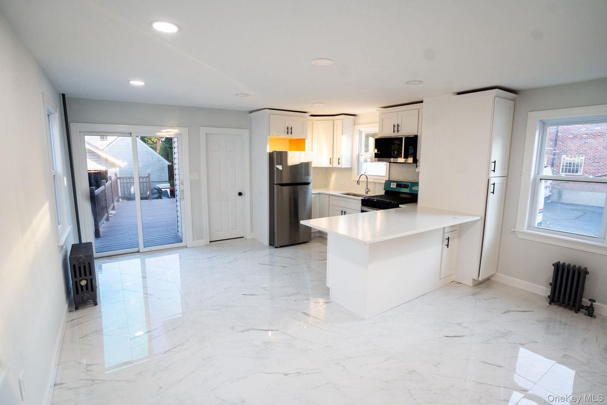 Interior, Kitchen, Marble, Recessed Lighting