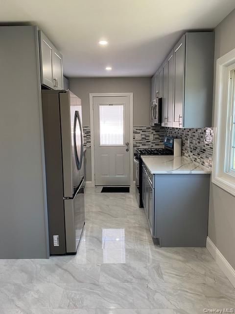 Interior, Kitchen, Marble, Recessed Lighting, Washer