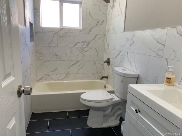 Bathroom, Interior, Marble Walls
