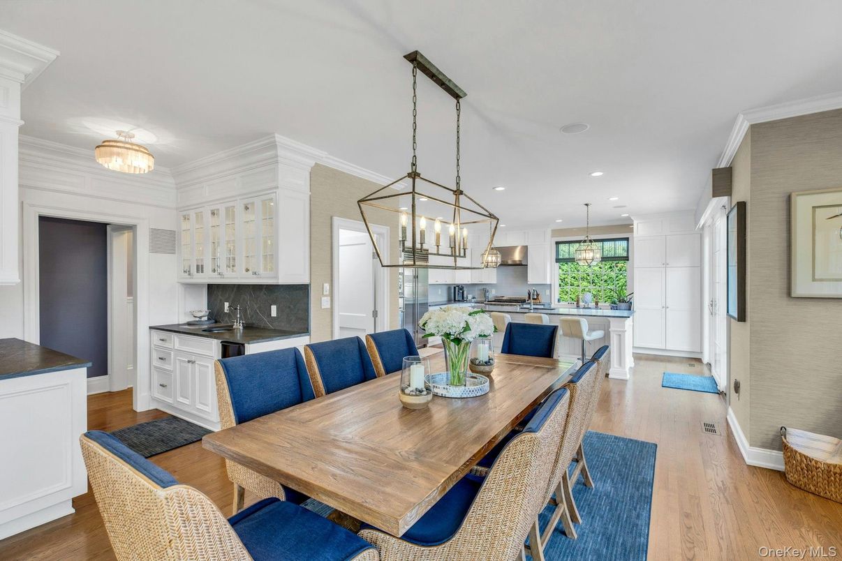Dining room, Interior, Kitchen, Pendant Lights, Recessed Lighting, Stainless Steel Appliances, Wood Texture Flooring