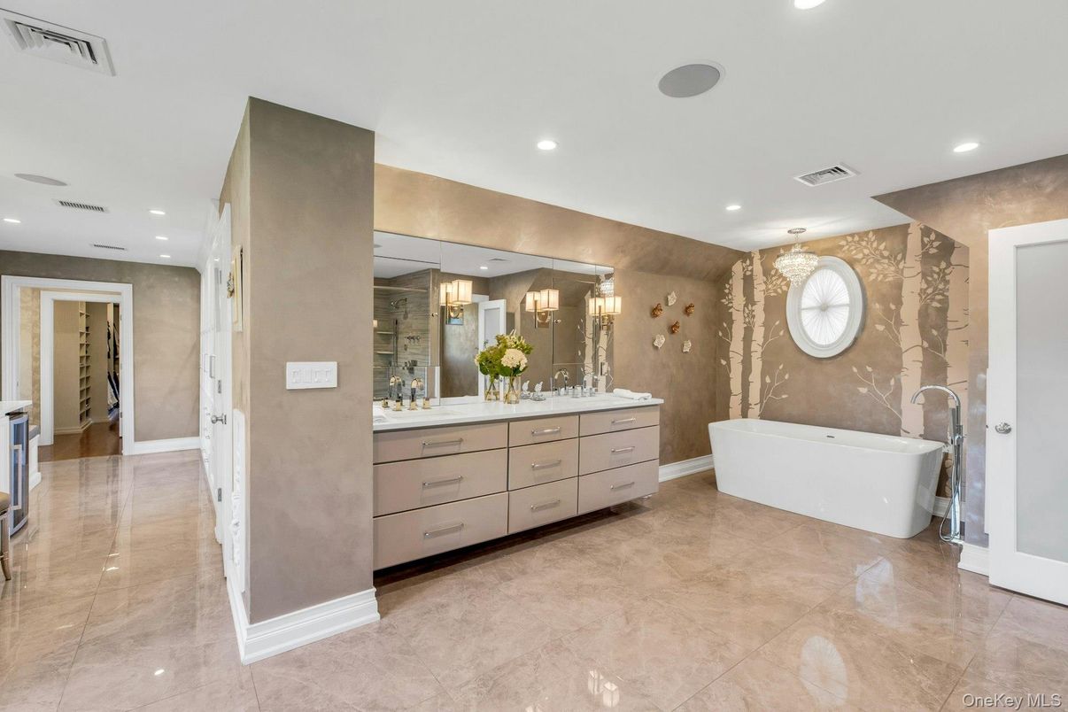 Bathroom, Chandelier, Dual Sink Vanities, Free Standing Baths, Interior, Recessed Lighting