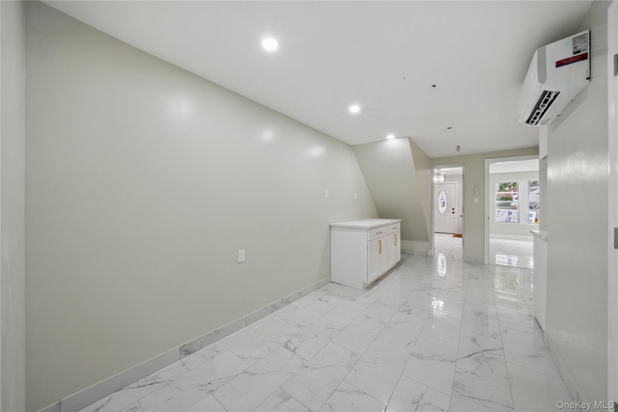 Interior, Marble, Recessed Lighting