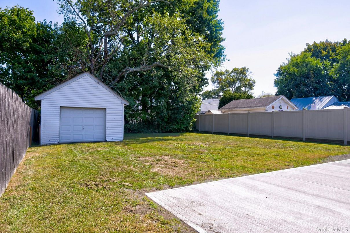 Backyard, Detached Garage, Exterior