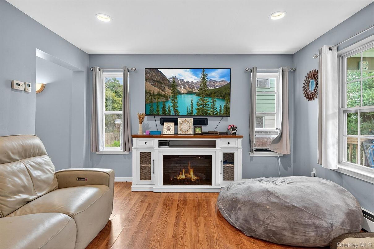 Fireplace, Interior, Recessed Lighting, Wood Texture Flooring