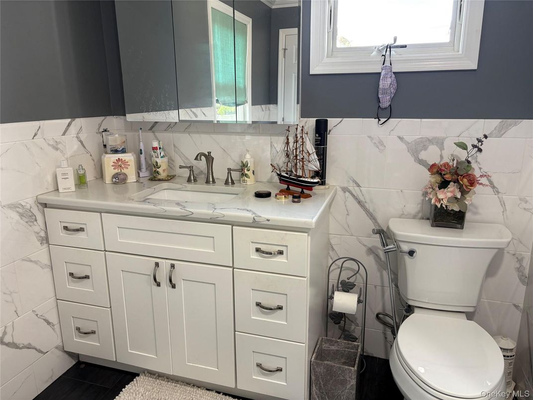 Bathroom, Interior, Marble Walls