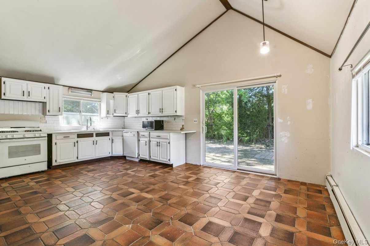 Interior, Kitchen, Pendant Lights