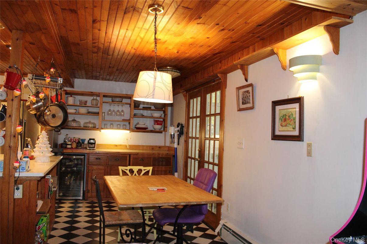 Dining room, Interior, Pendant Lights, Wooden Ceilings