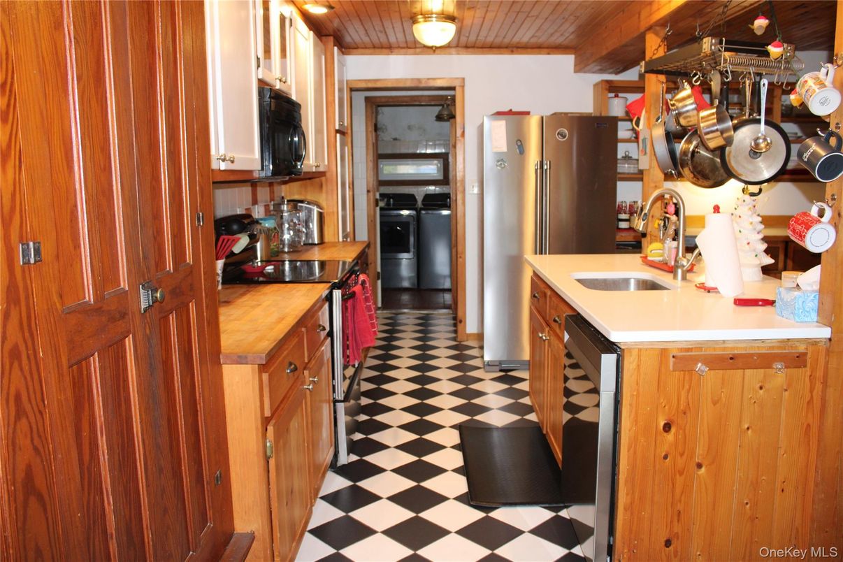 Interior, Kitchen, Wooden Ceilings