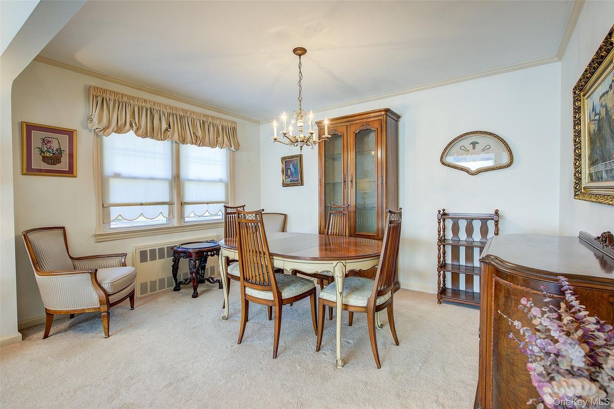 Chandelier, Dining room, Interior