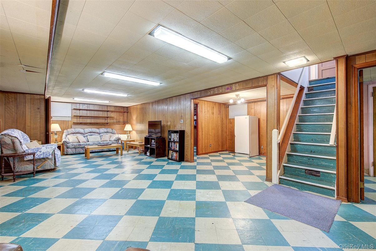 Interior, Wooden Walls