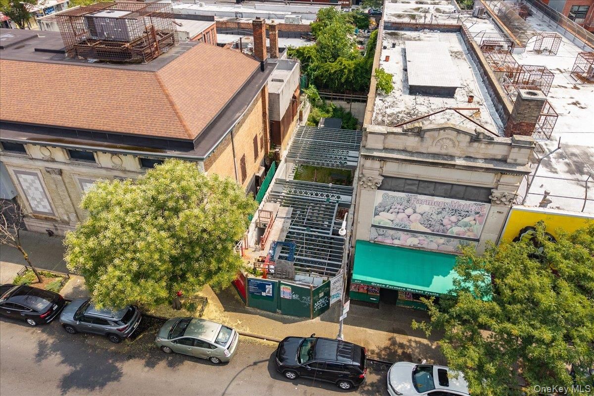 Exterior, Drone