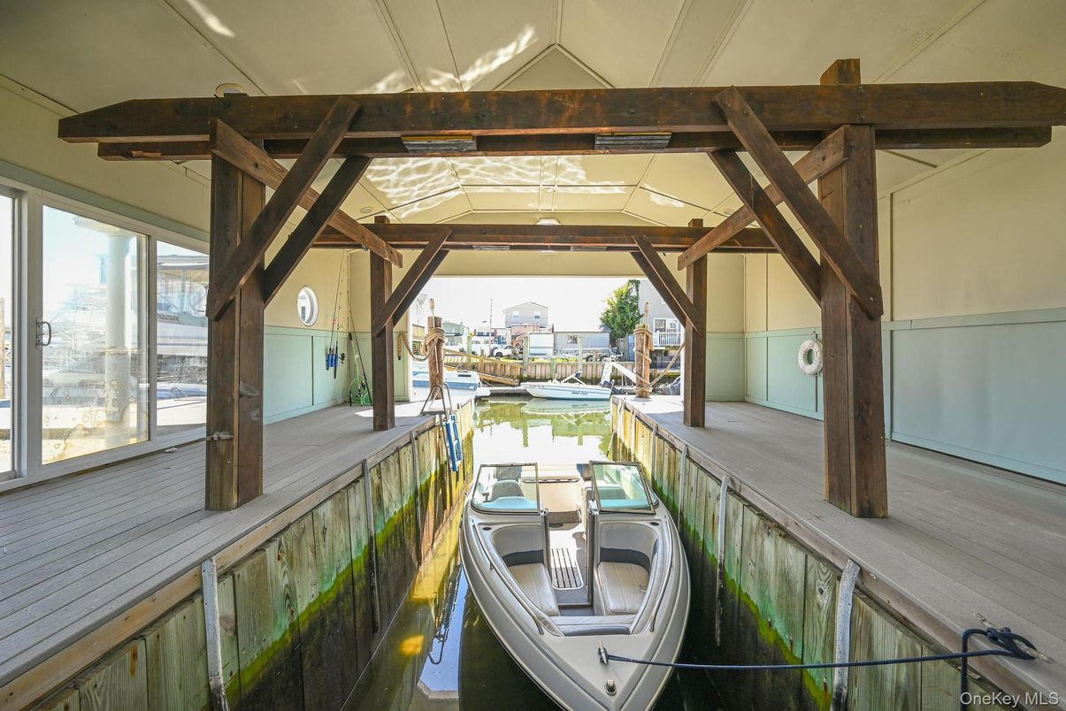 Exterior, Water