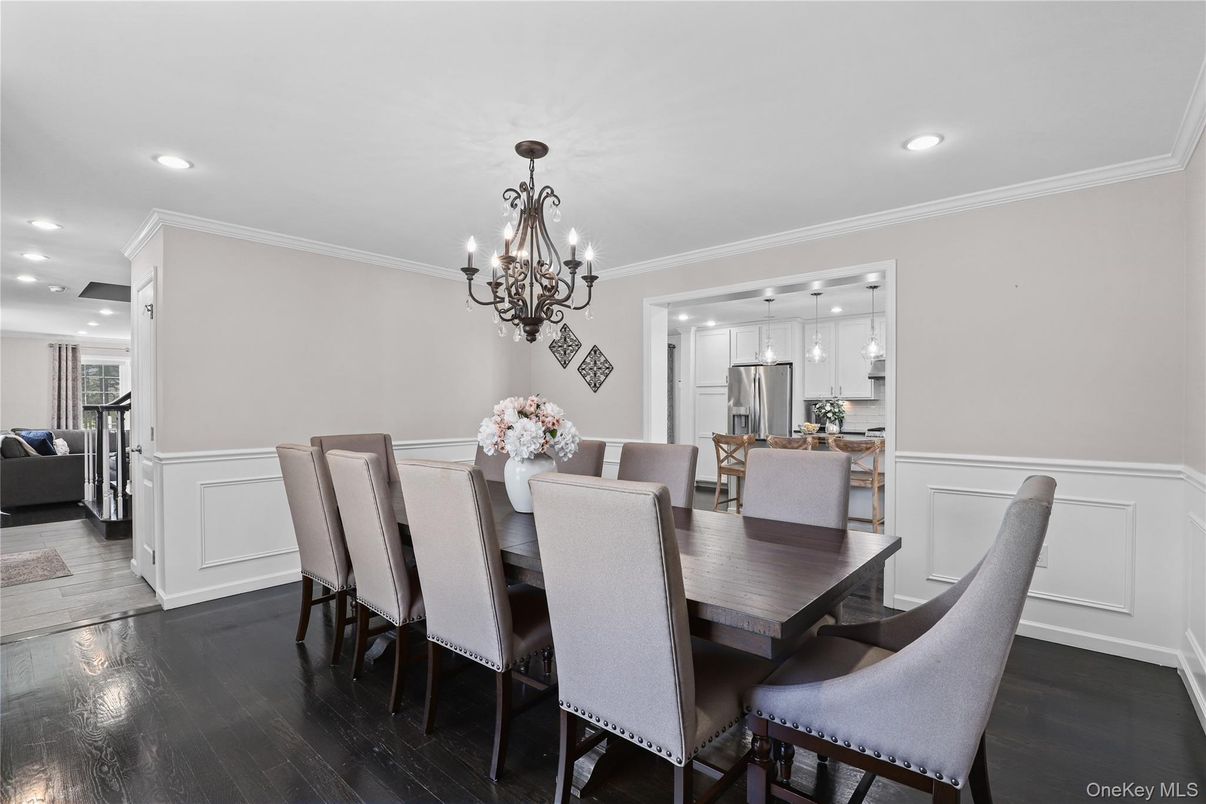 Chandelier, Dining room, Interior, Kitchen, Recessed Lighting, Wood Texture Flooring
