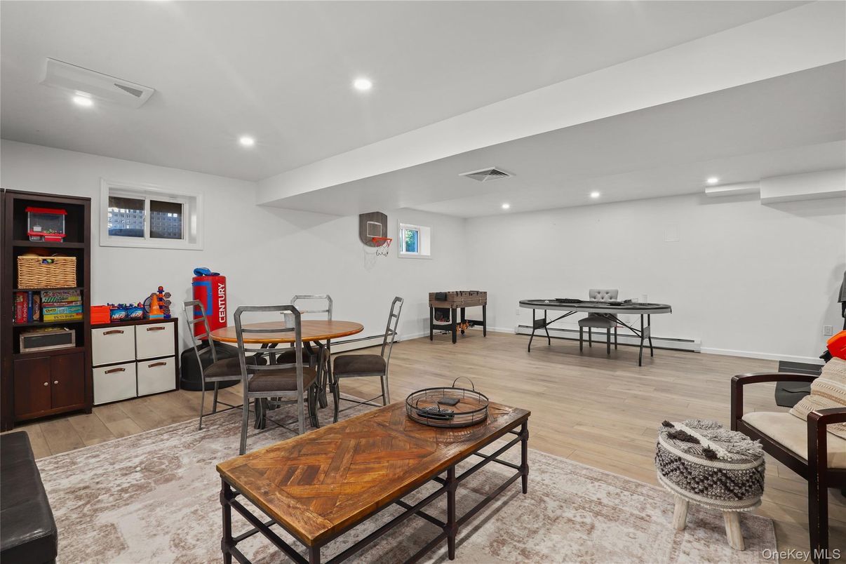 Dining room, Game Room, Interior, Recessed Lighting, Wood Texture Flooring