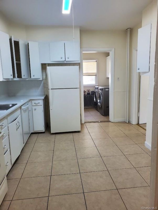 Interior, Kitchen, Washer