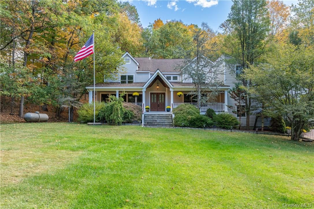 Backyard, Exterior, Facade, Cape Cod
