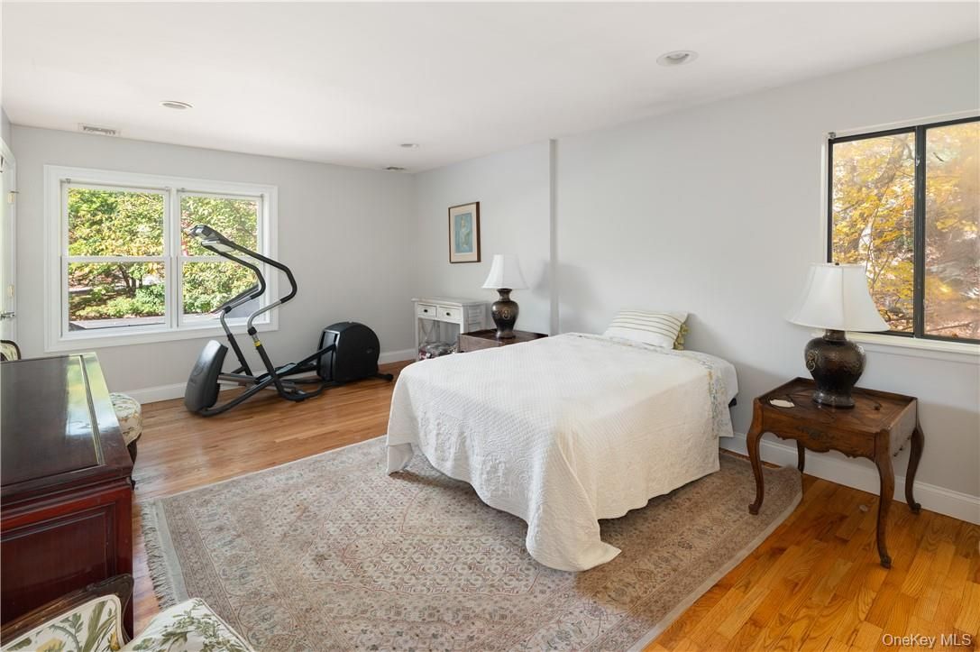 Bedroom, Fitness Equipment, Interior, Recessed Lighting, Wood Texture Flooring