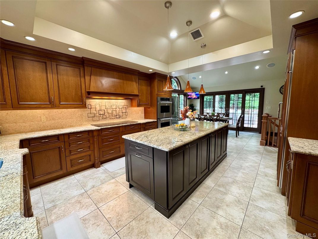 Interior, Kitchen, Pendant Lights, Recessed Lighting