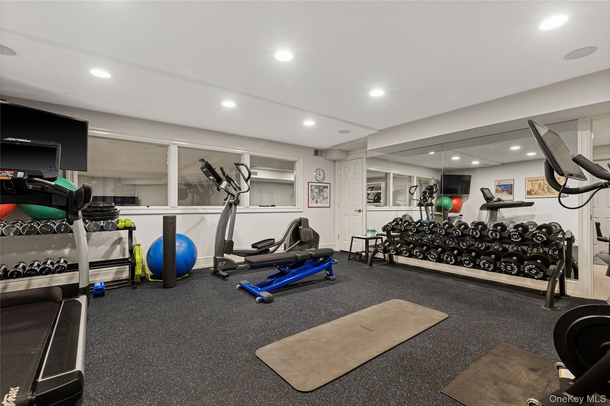 Fitness Equipment, Interior, Recessed Lighting