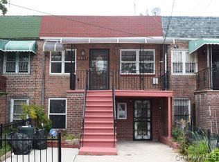 Exterior, Facade, Brick Facade, Rowhouse