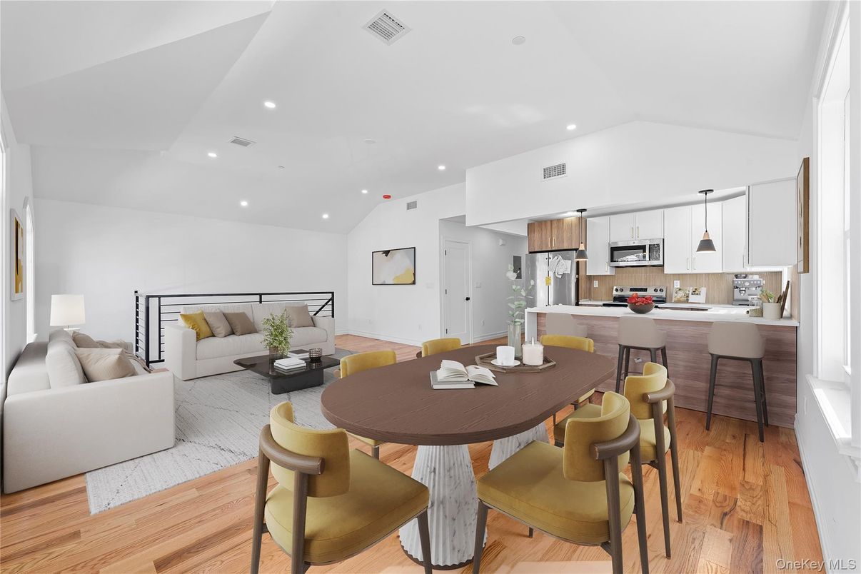 Dining room, Interior, Kitchen, Living room, Pendant Lights, Recessed Lighting, Stainless Steel Appliances, Wood Texture Flooring