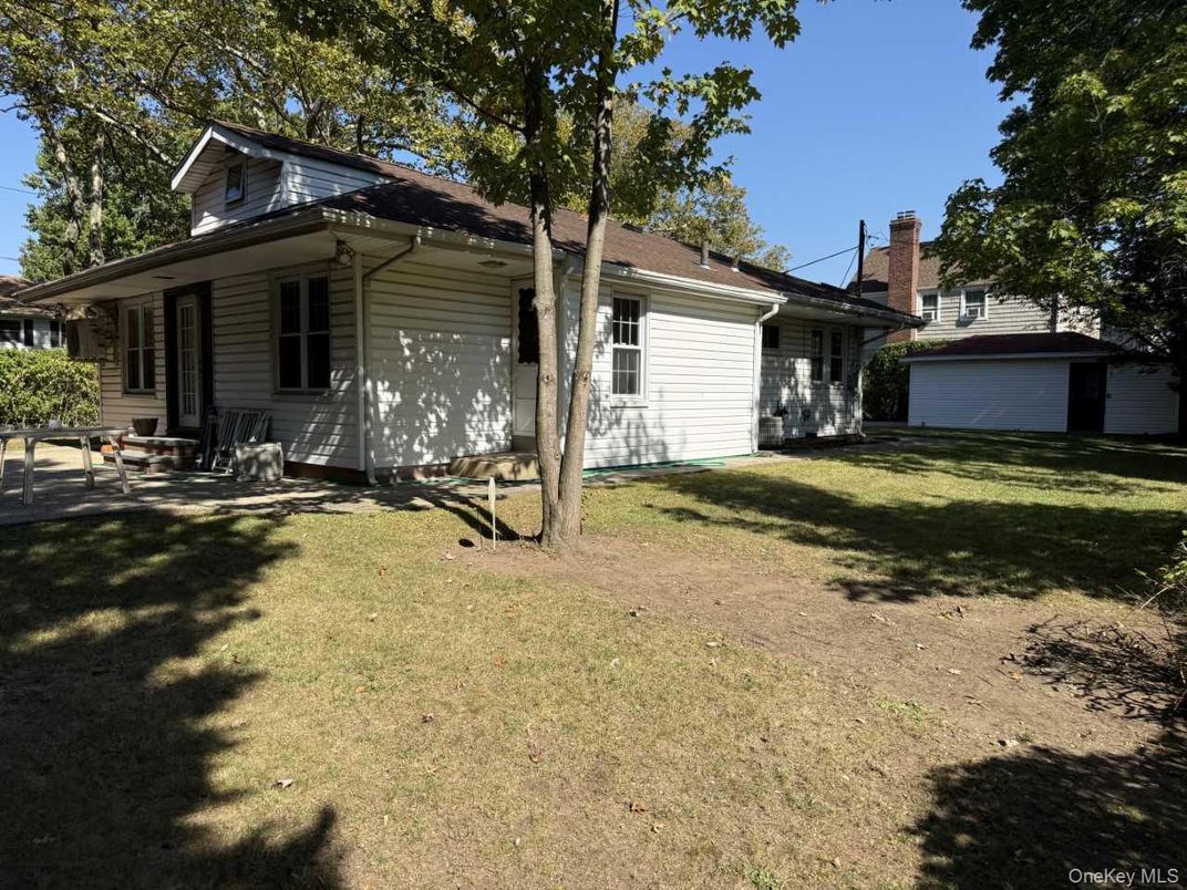 Backyard, Detached Garage, Exterior