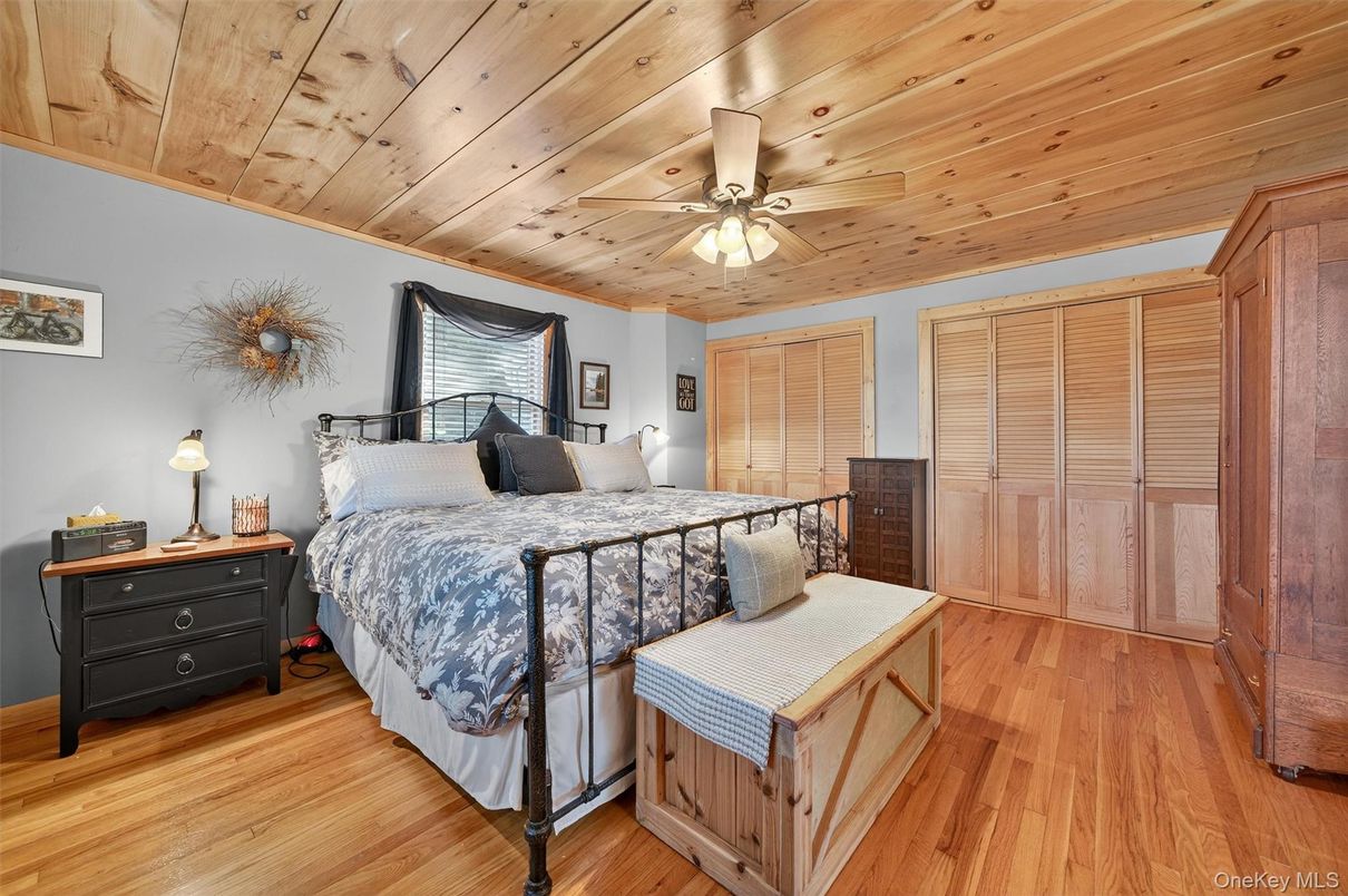 Bedroom, Interior, Wooden Ceilings, Wood Texture Flooring