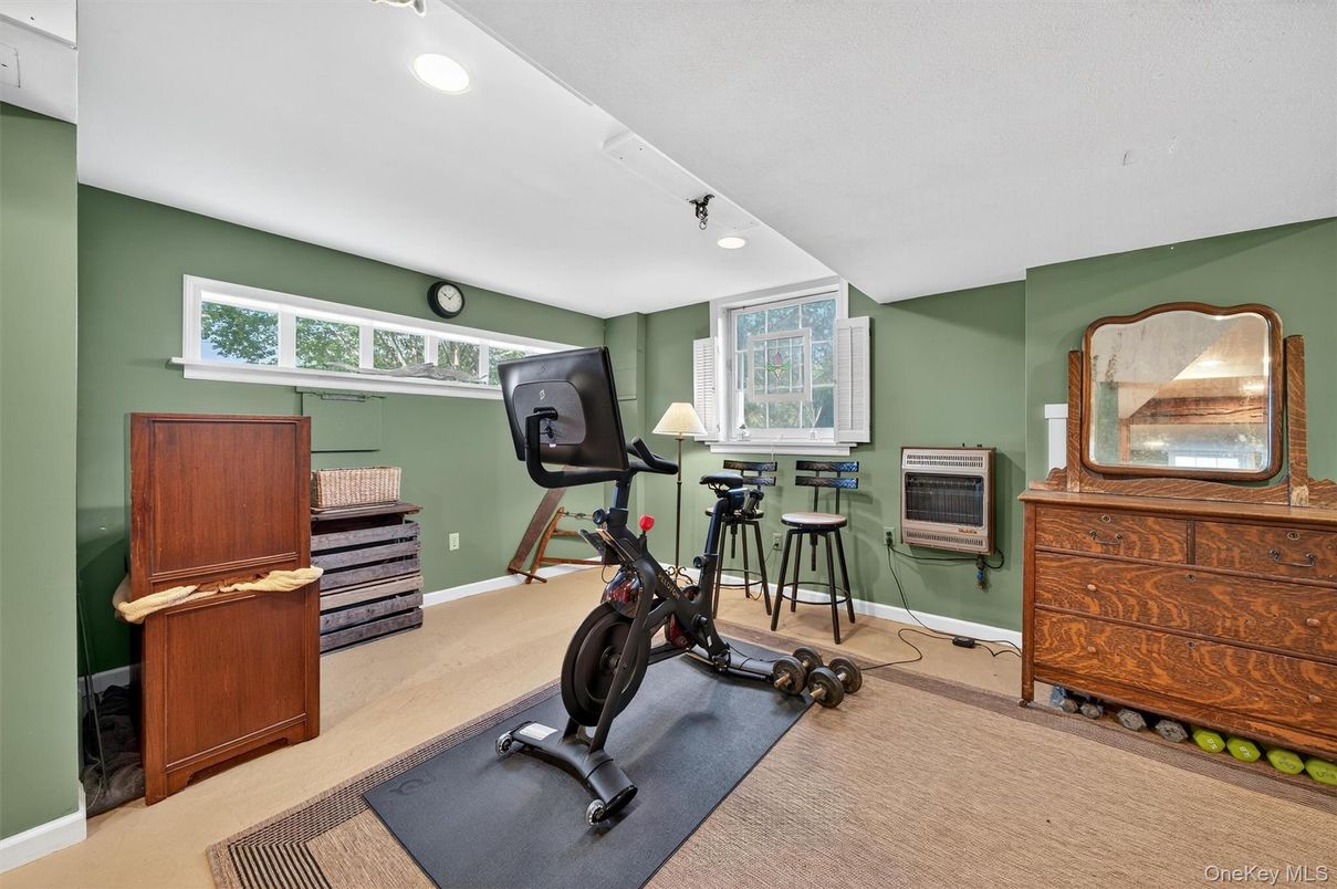 Fitness Equipment, Interior, Recessed Lighting