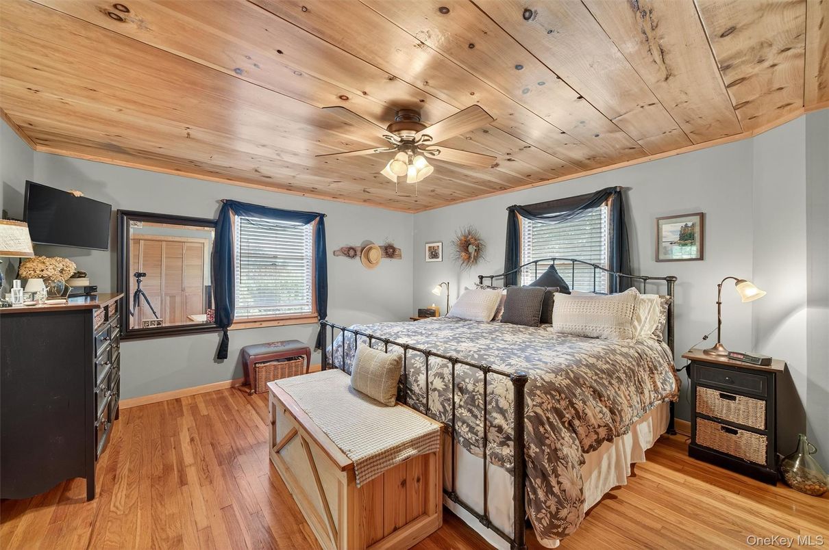 Bedroom, Interior, Wooden Ceilings, Wood Texture Flooring