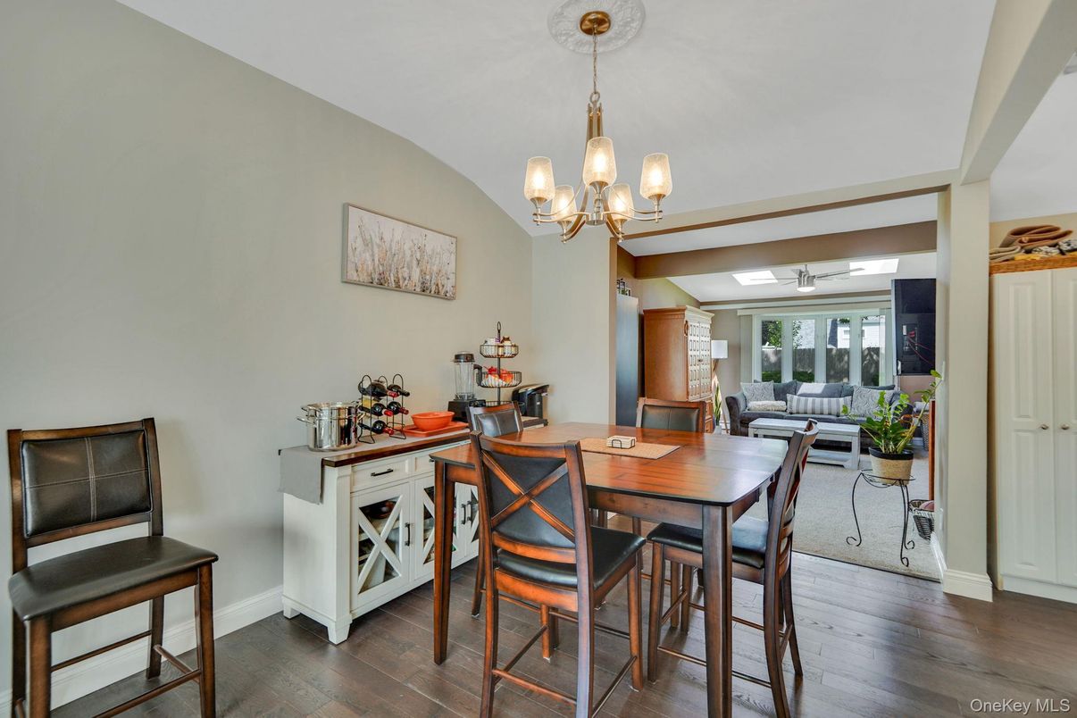 Chandelier, Dining room, Interior, Living room, Wood Texture Flooring