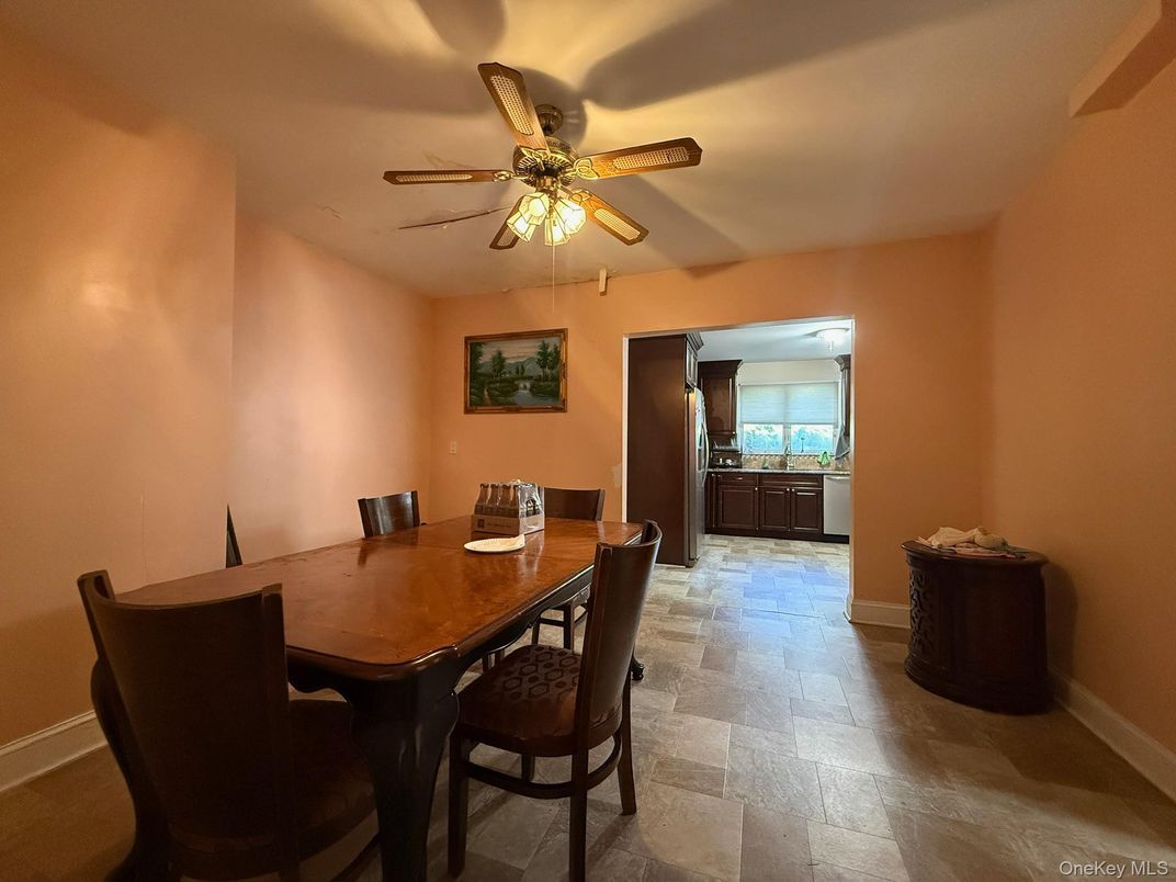 Dining room, Interior