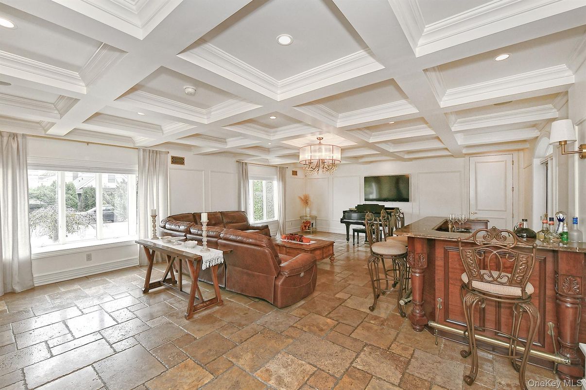 Chandelier, Interior, Living room, Piano, Recessed Lighting