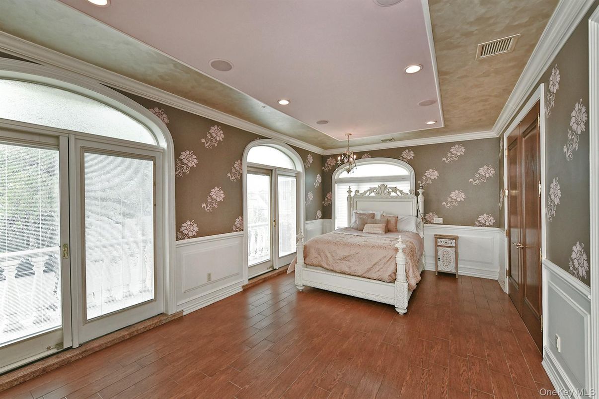 Bedroom, Chandelier, Interior, Recessed Lighting, Wood Texture Flooring