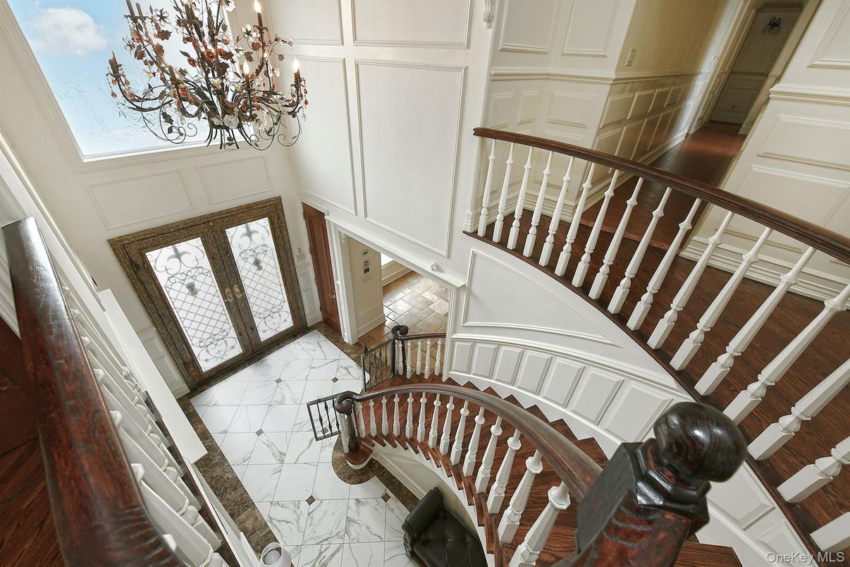 Chandelier, Interior, Marble