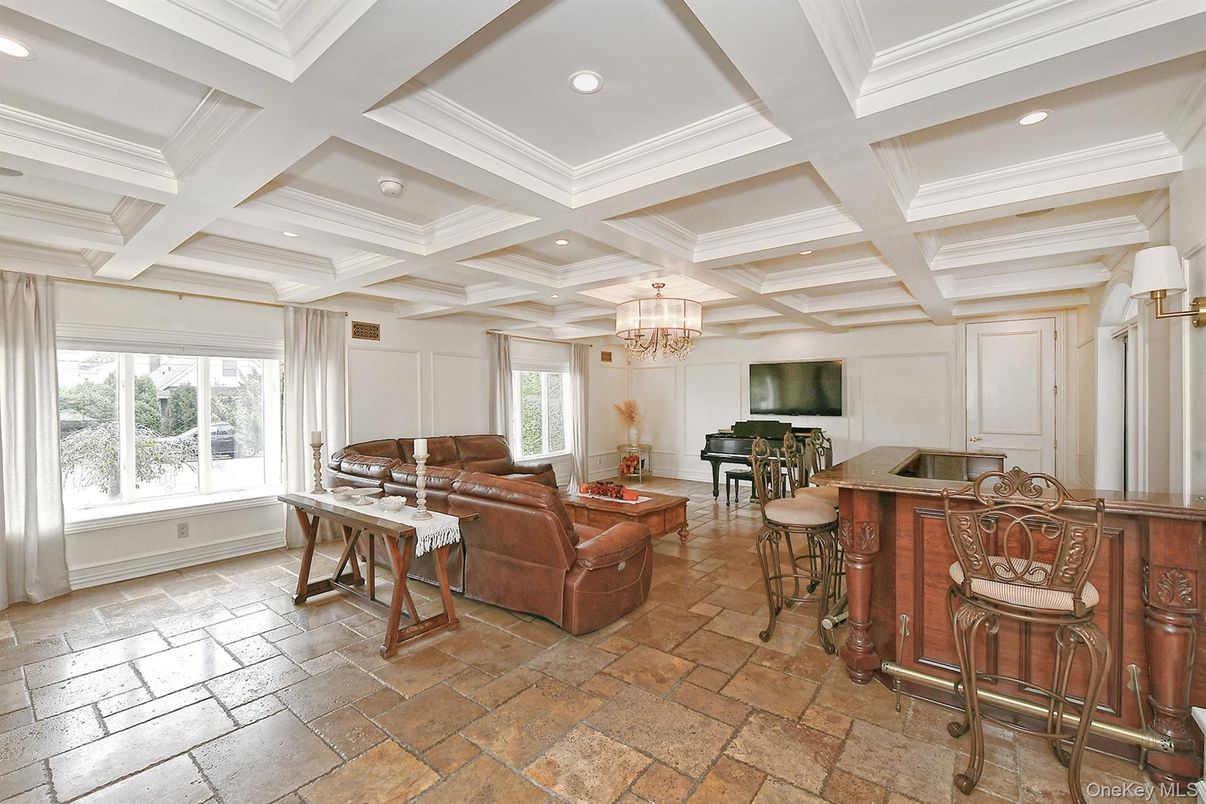 Chandelier, Interior, Living room, Piano, Recessed Lighting