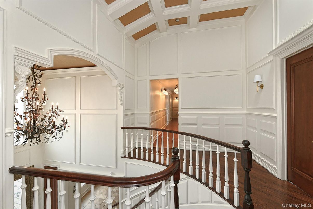 Chandelier, Interior, Wood Texture Flooring