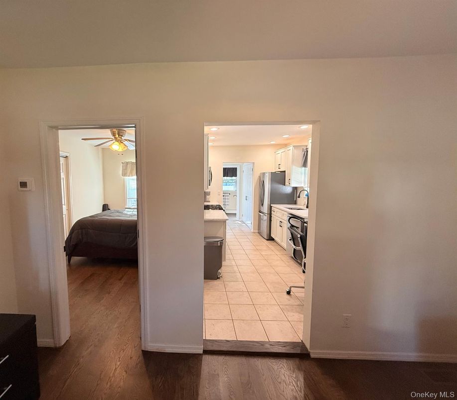 Bedroom, Interior, Kitchen, Recessed Lighting, Wood Texture Flooring