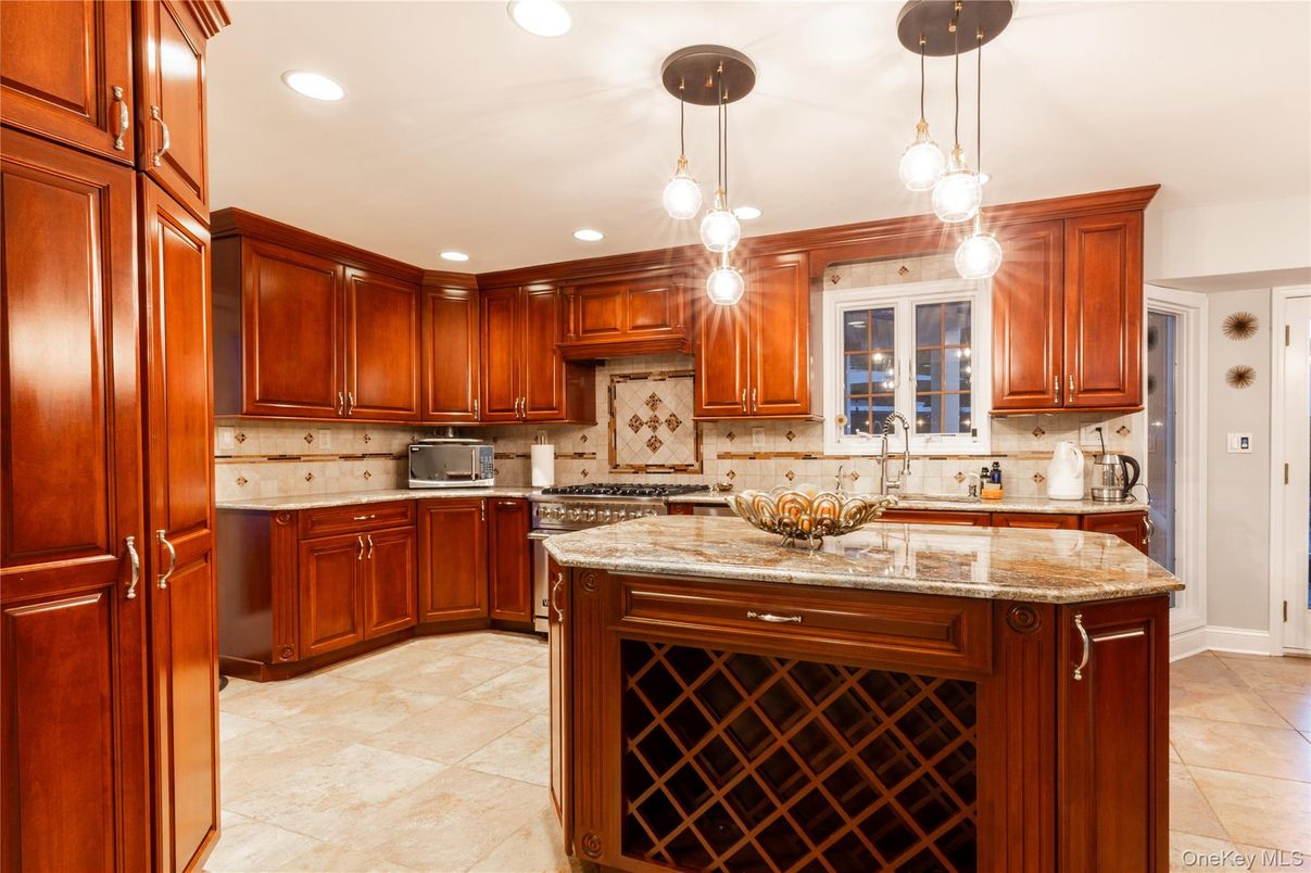 Interior, Kitchen, Pendant Lights, Recessed Lighting