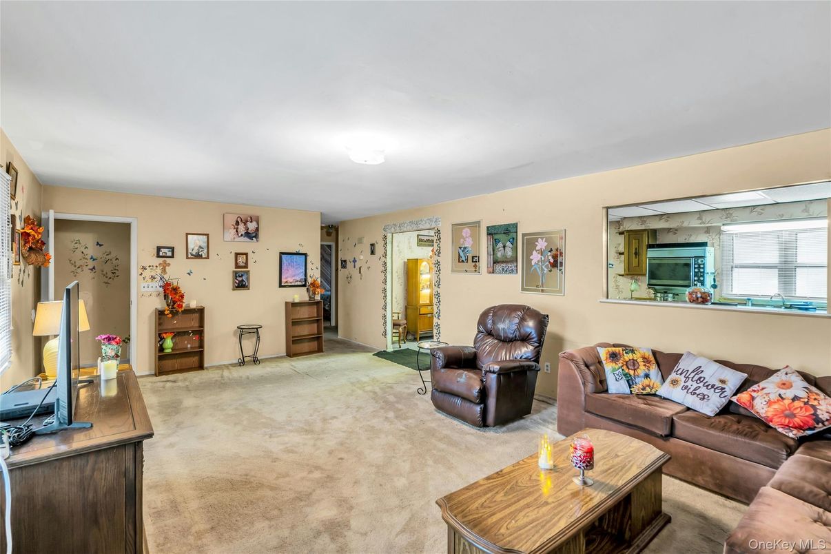 Interior, Living room