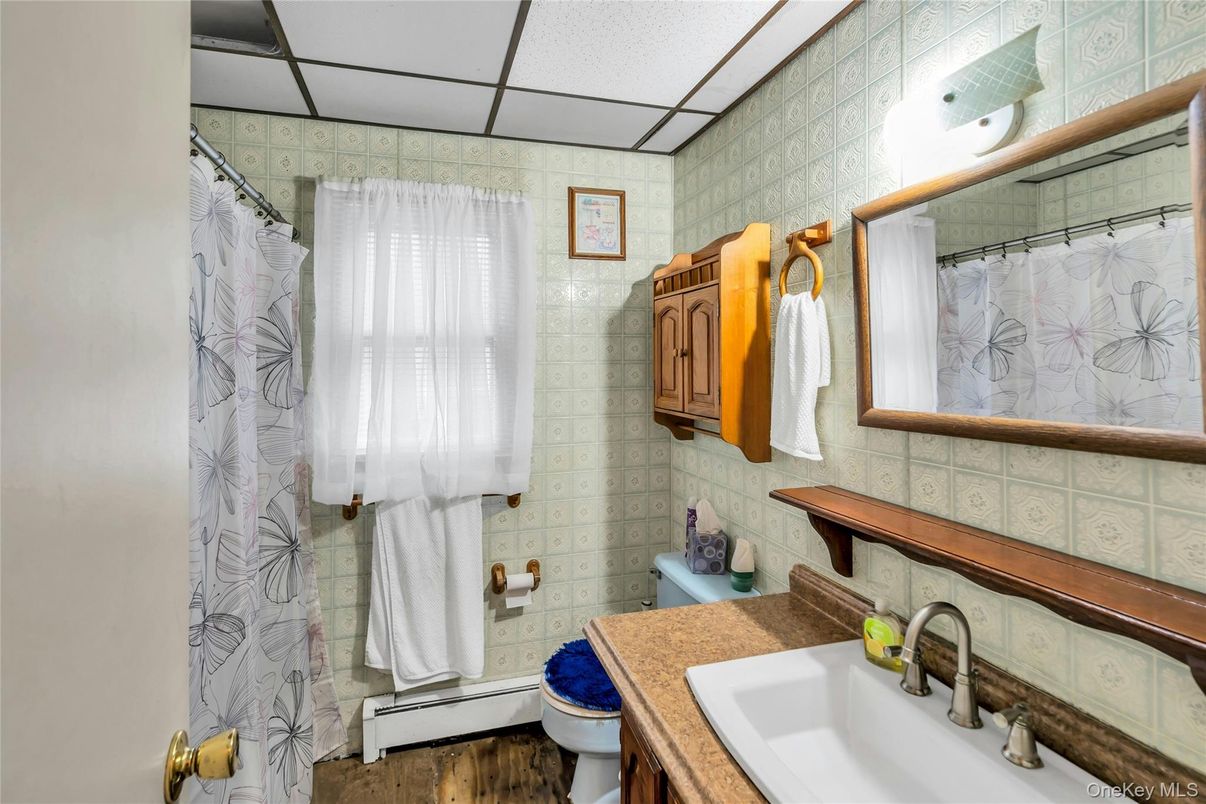 Bathroom, Interior, Wood Texture Flooring