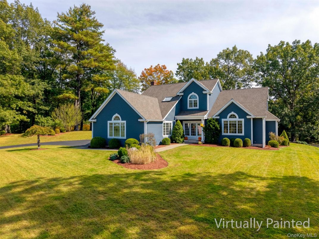 Backyard, Exterior, Facade, Ranch