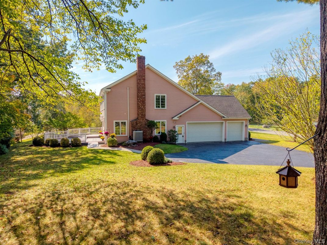Backyard, Detached Garage, Exterior